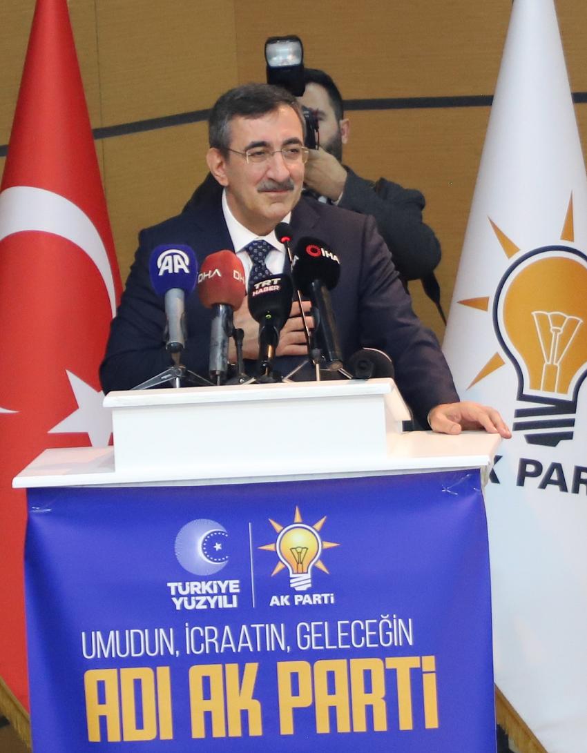 Cumhurbaşkanlığına Cevdet Yılmaz Vekalet Edecek