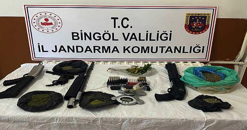 GENÇ’TE SİLAH VE UYUŞTURUCU ELE GEÇİRİLDİ