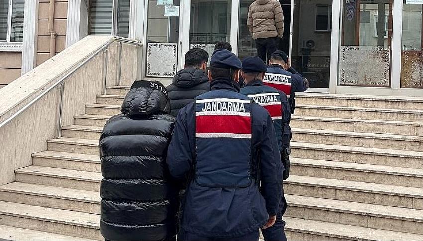 Aranan 3 Suçlu Yakalandı